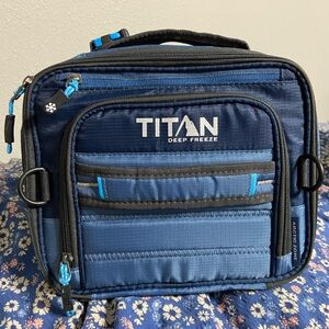 #3- TITAN Blue FEEP FREEZE Expandable ARCTIC ZONE Lunch Bag